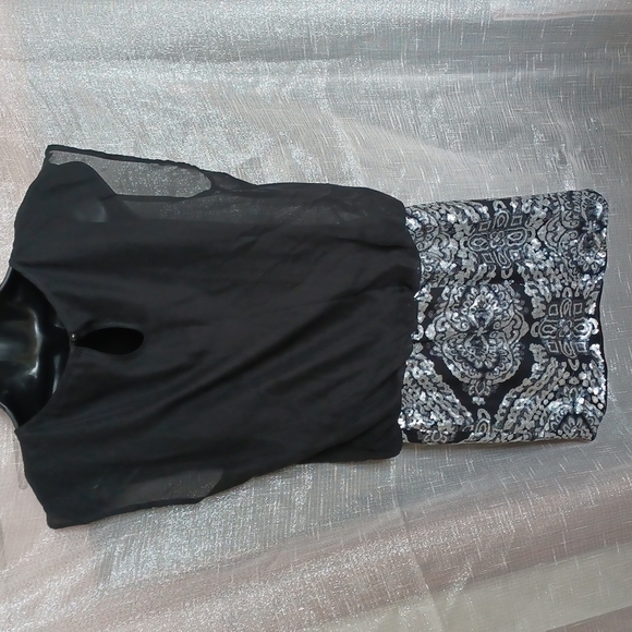 Love Reign Mini Dress, cap sleeve, sequin skirt - Picture 2 of 4